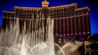 ベラージオホテルの噴水の写真画像。